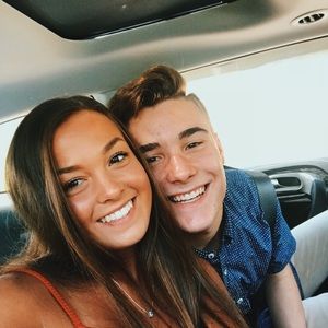 Meet your Posher, Avery